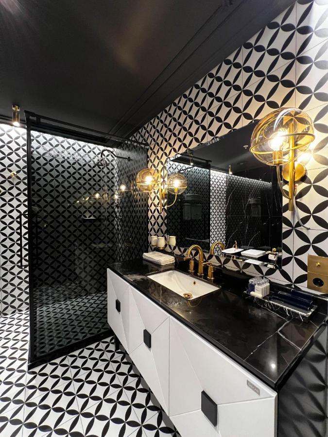 Mandarin Club House Ξενοδοχείο Μπατούμι Εξωτερικό φωτογραφία