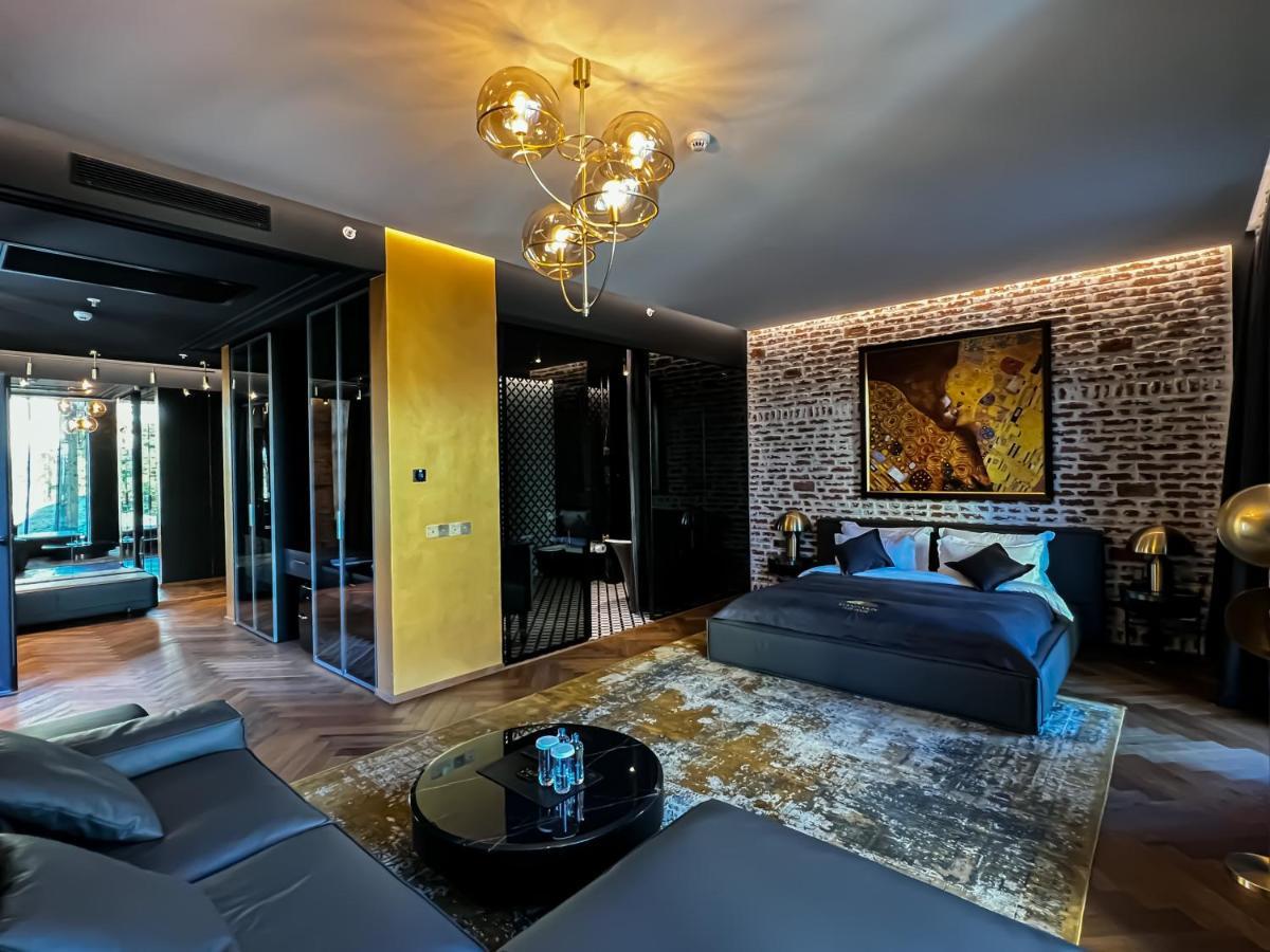 Mandarin Club House Ξενοδοχείο Μπατούμι Εξωτερικό φωτογραφία